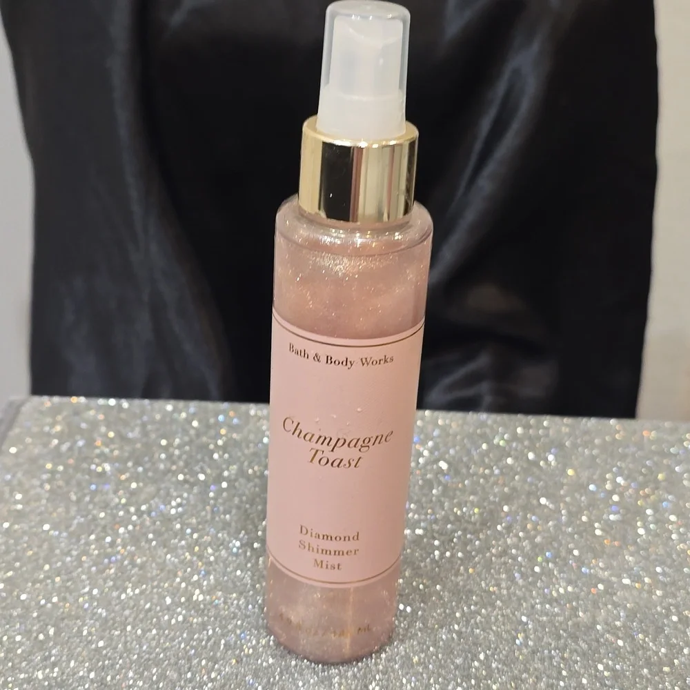 Bath & Body Works‎ Pink Champagne Toast Shimmer Mist